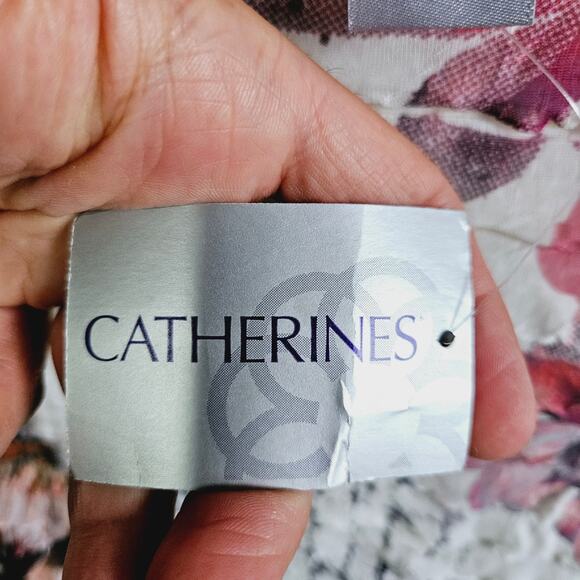 Maggie Barnes For Catherines Womens 1X Tiered Ruffle Watercolor Floral Tee Shirt - Picture 6 of 7